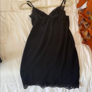 Black bodycon dress